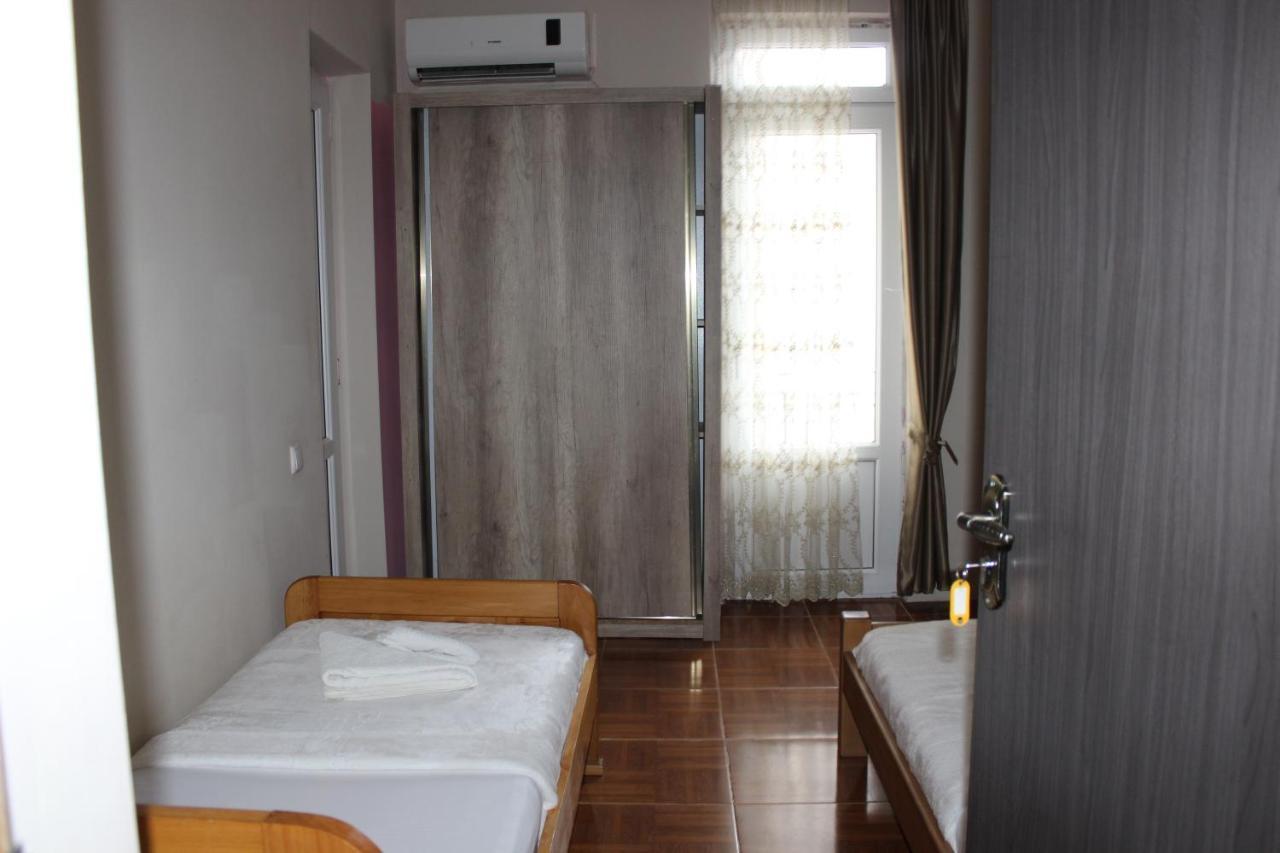 Tornado Hotel Ureki Extérieur photo